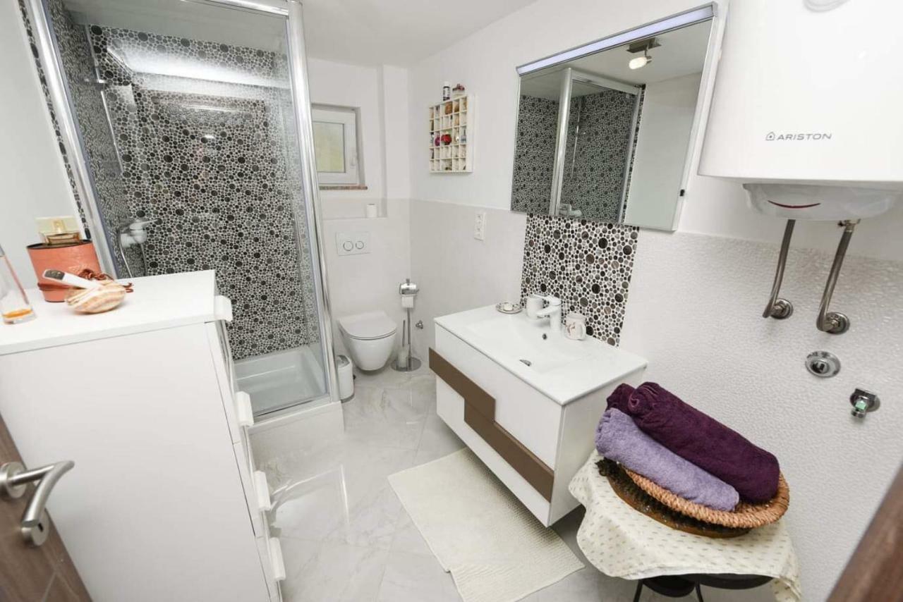 Dana Apartmán